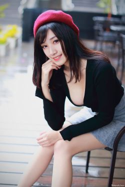 美女不穿衣服网站